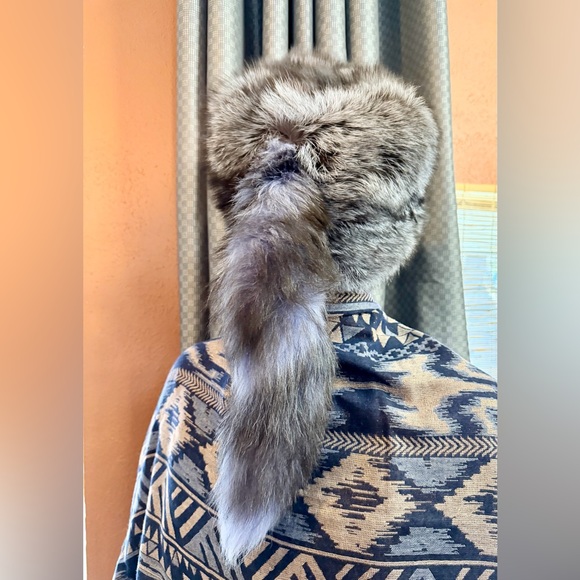 Genuine Dyed Silver Fox Real Fur Trapper Hat Ushanka Fur Hat - Unisex - Picture 5 of 10